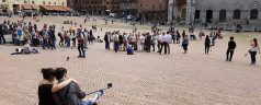 Piazza del Campo, une place historique au cœur de la ville de Sienne