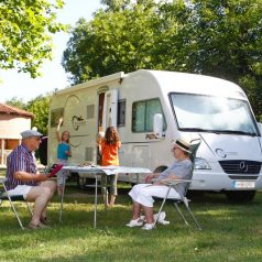 Des conseils pour passer de bonnes vacances en camping